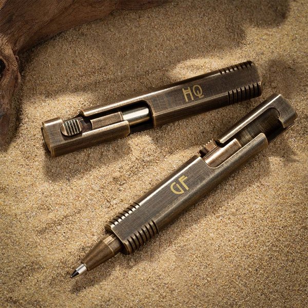 Henkilökohtainen Portable Metro Brass Mini Vintage Bolt Action EDC Pen kaiverrettu Initials Kirjoittaminen työkalu Camping lahja Outdoor Lover Golferille