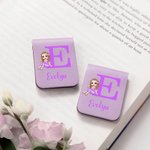 Gepersonaliseerde Cartoon Afgestudeerde Initiaal Magnetische Boekenlegger Clip met Naam Verjaardag Afstudeercadeau voor Boekenliefhebber Boekwurm