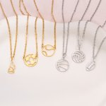 Personalizado Dainty Fútbol Béisbol Baloncesto Colgante Collar con Circón Inicial Día del Juego Accesorios Cumpleaños Equipo de regalo para los amantes de los deportes de pelota