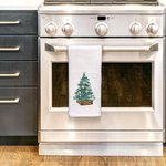 Personalized Christmas Tree 100% Cotton Absorbent Kitchen Waffle Towel with 2-8 Family Names Holiday Gift for Family 2