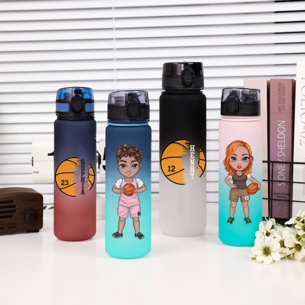 Personalisierte Gradient Cartoon Basketball auslaufsicher Gym Sport Wasserflasche mit Flip-Top-Deckel und Riemen Geburtstagsgeschenk für Basketball-Liebhaber