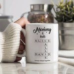 Spersonalizowany kubek ceramiczny Family Forever Linked Together Crossword Puzzle 11 oz z 2-8 imionami Prezent urodzinowy na parapetówkę dla mamy i babci