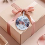 Gepersonaliseerd The Eras Tour Friendship Bracelet Design Foto Keramisch Kerst Ornament met Stad en Jaar Kerstboom Decor Cadeau voor Muziekliefhebber