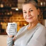 Spersonalizowany kubek ceramiczny Family Forever Linked Together Crossword Puzzle 11 oz z 2-8 imionami Prezent urodzinowy na parapetówkę dla mamy i babci