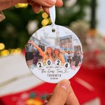 Gepersonaliseerd The Eras Tour Friendship Bracelet Design Foto Keramisch Kerst Ornament met Stad en Jaar Kerstboom Decor Cadeau voor Muziekliefhebber