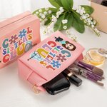 Personalisierte Cool Sisters Club Cartoon Charakter Leder Kosmetiktasche mit Namen Portable Travel Essentials Geburtstag Brautjungfer Geschenk für Frauen Mädchen