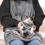 Bordado Personalizado Nombre Wearable Ajustable Gato Cuddling Delantal Gato Carrier con agujeros y bolsillo Cuidado de mascotas Regalo de cumpleaños para los dueños de gatos