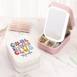 Personalisierte Cool Sister Club Leder-Schmuckkästchen mit LED dreifarbig einstellbar Make-up-Spiegel Reise wesentliche Geburtstagsgeschenk für Schwester