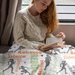Personalisierte Running Girl World Cloud weiche Decke mit Namen Home Decor Geburtstagsgeschenk für Sportliebhaber