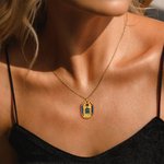 Collana personalizzata di scarabei con nome inciso Egitto Regalo di compleanno per gli appassionati della cultura dell'Antico Egitto