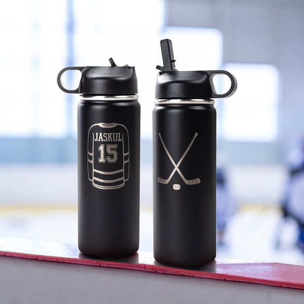 Bouteille d'eau isotherme personnalisée avec nom et numéro gravés au laser Cadeau d'anniversaire pour les joueurs amateurs de hockey