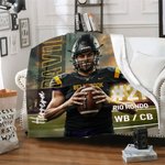 Personalisierte Multicolor Fußballfeld Hintergrund weiche Decke mit Namen und Nummer Home Decor Senior Night Geschenk für Ball Sportliebhaber werfen