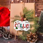 Gepersonaliseerd Sneeuwpop Kerstboom Doodle Letter Keramisch Kerst Ornament met Naam Jaar en 3 Lanyards Kerst Huisdecoratie Cadeau voor Familie