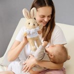 Lapin en Peluche à T-shirt Personnalisé avec Nom et Année Thème 1st Easter Cadeau Anniversaire Pâques pour Bébé Nouveau-né