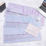 Tappetino per mouse antiscivolo personalizzato You Are Valued con versetto biblico e nome Regalo di compleanno religioso per colleghi cristiani