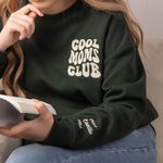 Personalized Embroidered Cool Moms Dads 100% Cotton Unisex Sweatshirt with Kid Names Mother's Day Father's Day Baby Announcement Gift for Parents