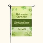 Bandera de jardín de cuatro hojas trébol irlandés personalizada con texto Día de San Patricio Regalo del Día de San Patricio para la familia