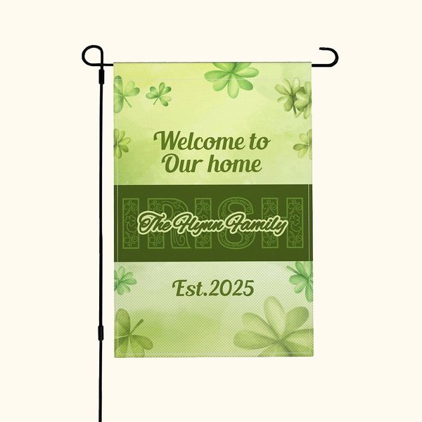 Bandera de jardín de cuatro hojas trébol irlandés personalizada con texto Día de San Patricio Regalo del Día de San Patricio para la familia