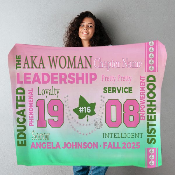 Personalisierte AKA Frau Sorority rosa und grün weiche Decke mit Text Home Decor Sorority Zubehör Kapitel Meetings Geschenk für Schwestern Freunde