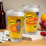 Personalisierte Super Powers Cartoon Charakter 16oz Bierglas mit Namen Vatertag Geburtstag Geschenk für Papa Opa Bierliebhaber