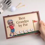 Personalisierte Best Dad Mom von Par Cartoon Golf Charakter hölzerne Plakette mit 1-8 Namen und Halter Home Decor Vatertag Geburtstag Geschenk für Golfliebhaber