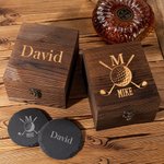 Personalisiertes Retro Whiskeyglas und -steine Holzkiste Set mit Golf Initiale Namen Auswählbarer Schiefer Untersetzer Geburtstag Geschenk für Herren