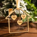 Ornamento di Natale personalizzato con i nomi dei membri della famiglia da 1 a 9, con l'amore per la casa