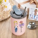 Personalisierte Cartoon-Charakter Bogen Geburt Blume 10 oz isoliert Becher mit Namen und Stroh Wertschätzung Geburtstagsgeschenk für Krankenschwester Arzt medizinisches Personal