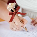 Stylo en Forme de Fleur Personnalisé avec Initiales Noms Lieu Accessoire pour Livre d'Or Décoration de Mariage Cadeau pour Couples