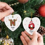 Gepersonaliseerd Schattig Beeldverhaal Alfabet Ontwerp Hart-Vormig Kerstmis Ceramisch Ornament met Naam Jaar Kerstmis Geschenk voor Vriend van het Kind
