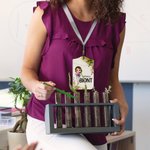 Personalizzato aiuto all'insegnamento Fiore personaggio dei cartoni animati in pelle portabadge con nome e cordino Ufficio Ritorno a scuola Regalo per la giornata dell'insegnante