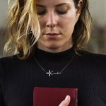Henkilökohtainen Dainty syntymäkivi Cross kaulakoru nimi Jeesus Korut Syntymäpäivä Christian Kaste lahja naisille