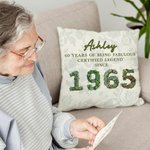 Personalizado 3D Rosas Plumas Suculentas Año de Nacimiento Diseño Suave Funda de Almohada con Nombre y Texto Decoración del Hogar Regalo de Cumpleaños para Amigos Familia 3