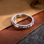 Personalizado Minimalista Delgado Rombo Spinner Fidget Anillo con texto grabado Ansiedad Alivio Joyería Cumpleaños Inspirational Gift for Men Women