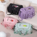 Sac de sport personnalisé avec nom et bandoulière pour les amateurs de volley-ball.