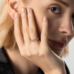 Personalizado Minimalista Delgado Rombo Spinner Fidget Anillo con texto grabado Ansiedad Alivio Joyería Cumpleaños Inspirational Gift for Men Women