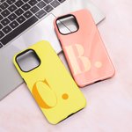 Personalisierte Multicolor Initial Phone Case für iPhone Geburtstag Jahrestag Geschenk für Familie Freunde