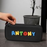 Étui protecteur de console de jeu rétro personnalisé au nom d'arc-en-ciel compatible avec les accessoires de jeu Switch Cadeau d'anniversaire pour les amateurs de jeux.