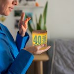 Tarro de vela de cumpleaños personalizado con nombre Vela LED y tapa de madera Cumpleaños Aniversario Regalo para Familia Amigos