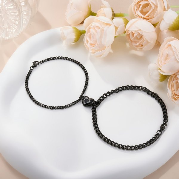 Personalized Heart-shaped Pendant Matching Magnetic Bracelet with Engraved Initial Birthday Valentine's Day Anniversary Gift for Couples Friends