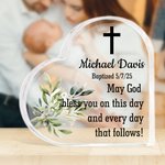 Personalisiertes Kreuz herzförmig Acryl Plaque mit Namen und Text Kommunion Party Home Decor Taufe Geschenk für Familie Freund