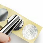 Spersonalizowany stempel do wytłaczania z imieniem i nazwiskiem Klub Książki Prezent urodzinowy dla moli książkowych Dzieci