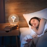 Veilleuse LED avec texte et socle en bois Décoration de la maison Cadeau de Pâques pour grand-mère maman enfants