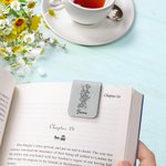 Henkilökohtainen Line DNA Birth Flower Magneettinen nahkainen kirjanmerkki Clip nimi lukeminen paperitarvikkeet tarvikkeet syntymäpäivälahja kirjanpainajat lukijat