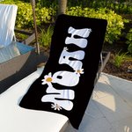Spersonalizowany, superchłonny, szybkoschnący ręcznik plażowy Daisy Flower z imieniem i nazwiskiem, dostępny w wielu kolorach.