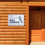 Panneau personnalisé en métal pour chalet de ski avec emplacement et nom Art mural Décor de ski Sports d'hiver Cadeau d'anniversaire pour propriétaire de chalet de ski Passionnés de ski