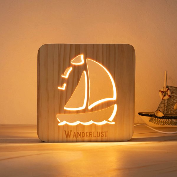 Barca a vela personalizzata Luce notturna a LED in legno con nome inciso Decorazione per la casa e la festa Regalo nautico creativo per gli amici amanti dell'oceano