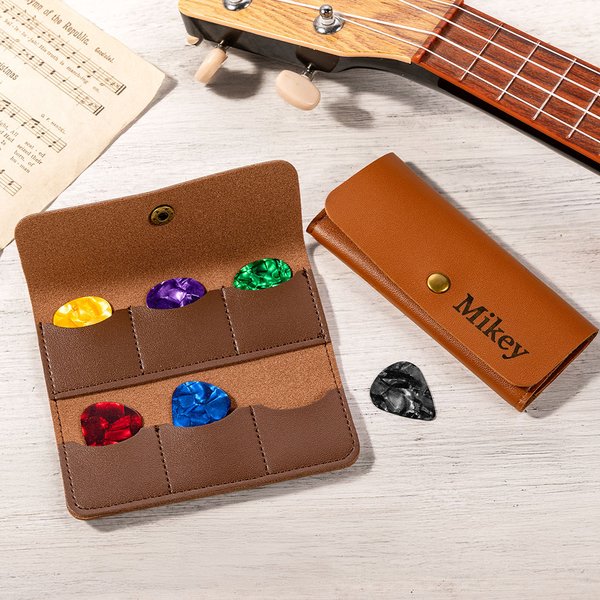 Personalised Concealed Button PU Leather Guitar Pick Holder with Name and 6 Slots Guitar Accessories Birthday Gift for Guitar Player Music Lover