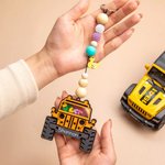 Personalisierte Ente Jeep Auto Perlen doppelseitigen Druck hängenden Holz Ornament mit Initial & Name Rückspiegel Weihnachtsbaumschmuck für Jeep-Liebhaber