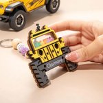 Personalisierte Ente Jeep Auto Perlen doppelseitigen Druck hängenden Holz Ornament mit Initial & Name Rückspiegel Weihnachtsbaumschmuck für Jeep-Liebhaber
